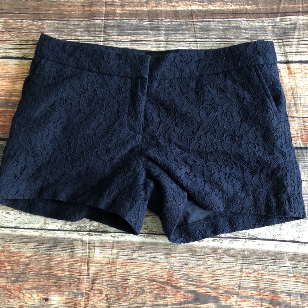 Cynthia Rowley navy blue lace shorts, sz 6